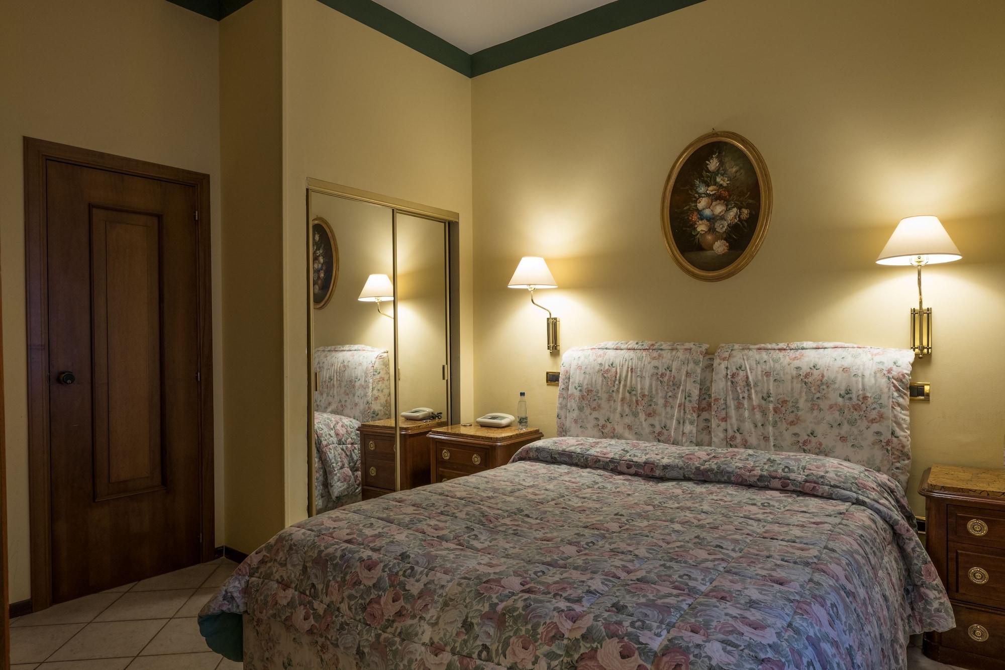 Hotel Manzoni Wellness&Spa مونتيكاتيني تيرمي المظهر الخارجي الصورة