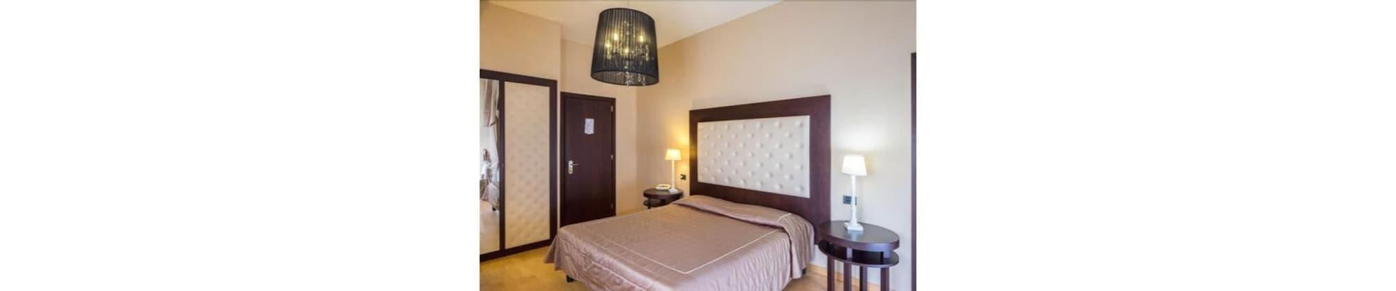 Hotel Manzoni Wellness&Spa مونتيكاتيني تيرمي المظهر الخارجي الصورة