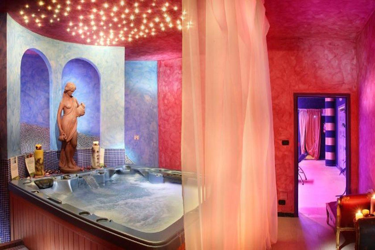 Hotel Manzoni Wellness&Spa مونتيكاتيني تيرمي المظهر الخارجي الصورة