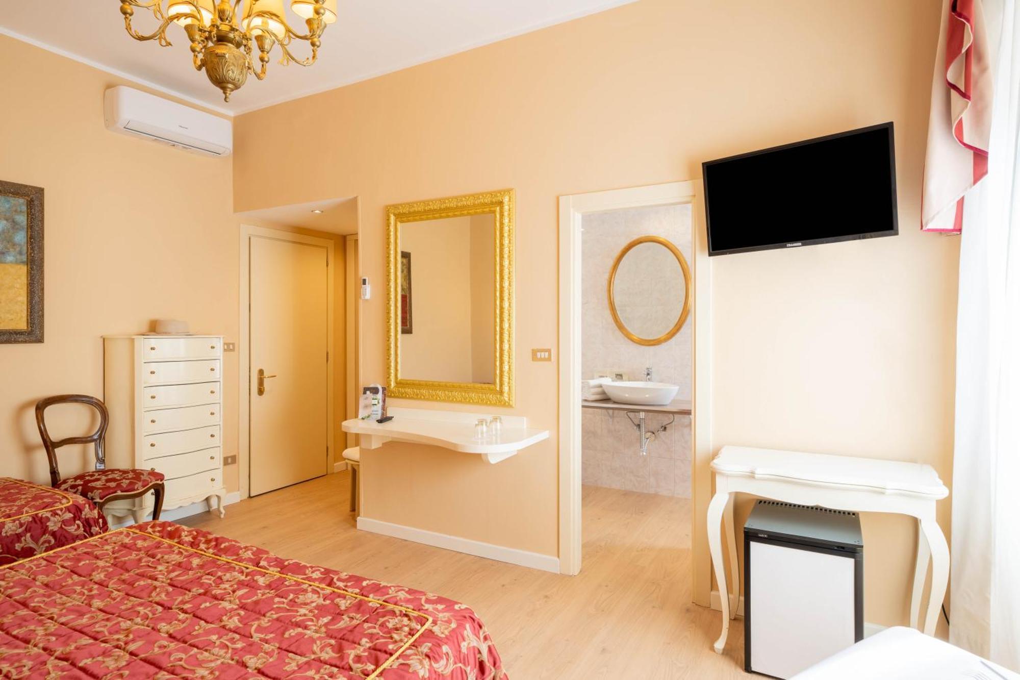 Hotel Manzoni Wellness&Spa مونتيكاتيني تيرمي المظهر الخارجي الصورة