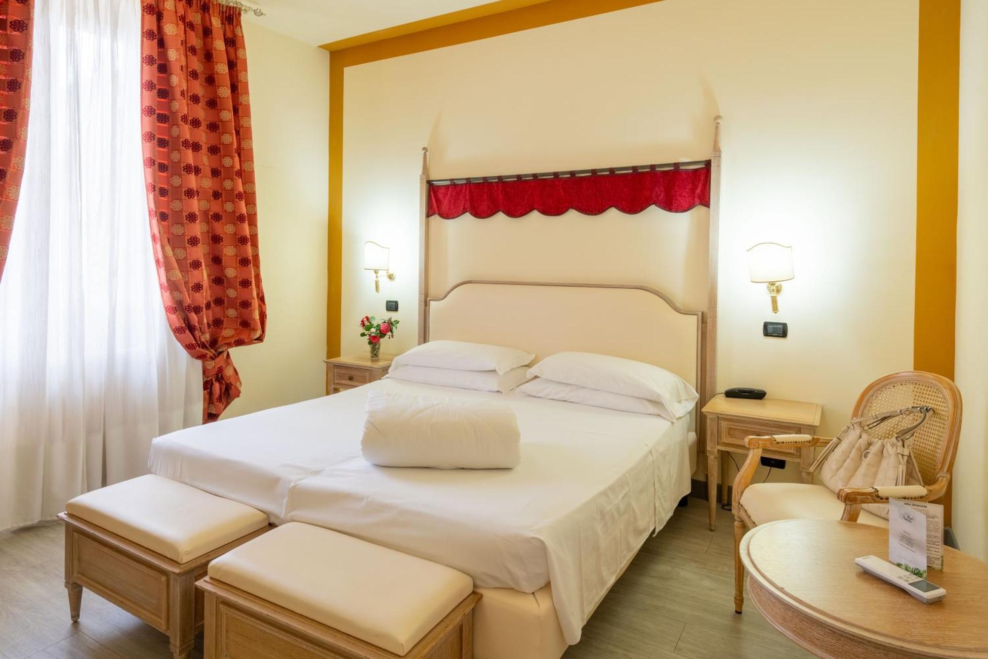 Hotel Manzoni Wellness&Spa مونتيكاتيني تيرمي المظهر الخارجي الصورة