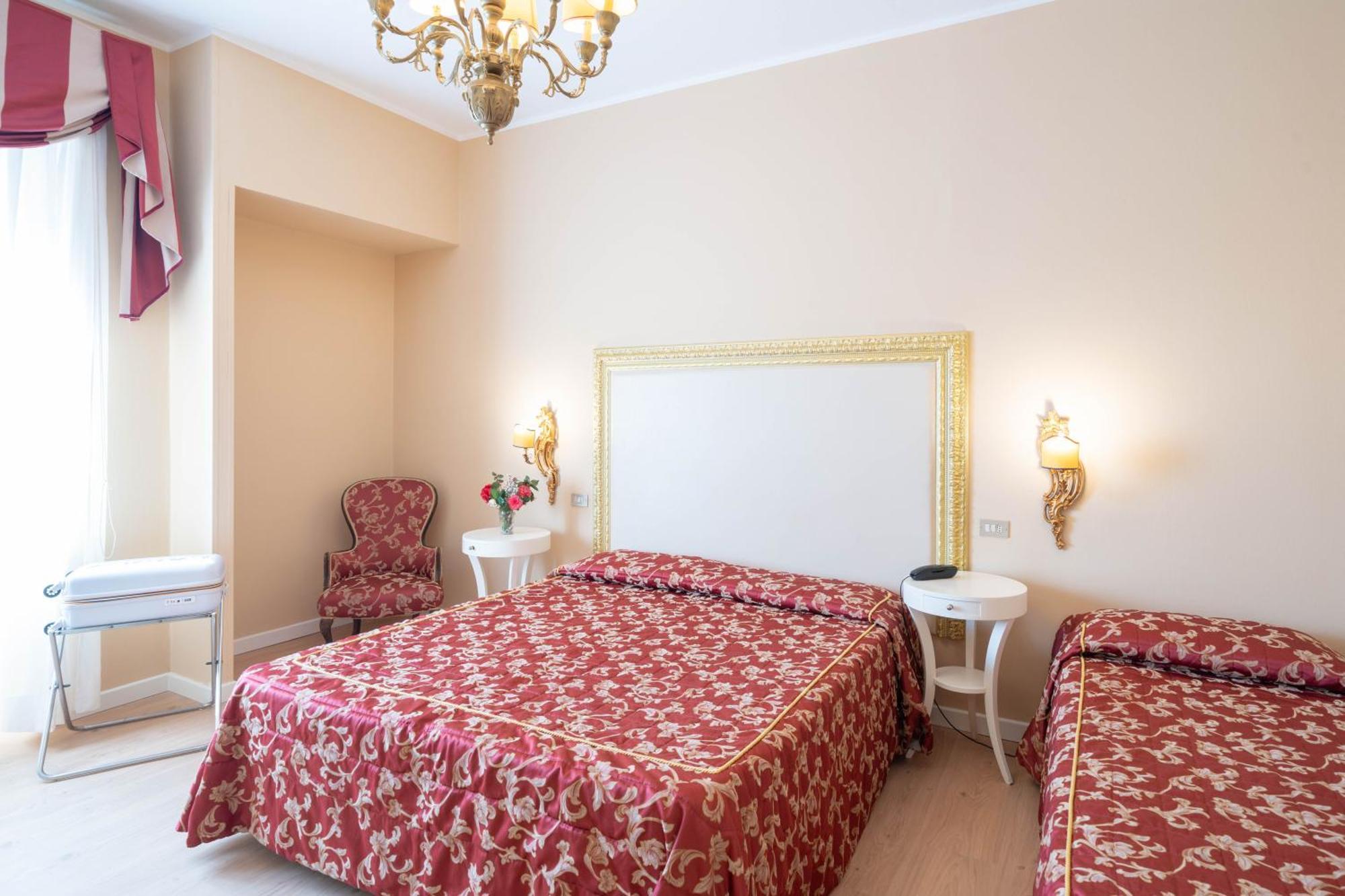 Hotel Manzoni Wellness&Spa مونتيكاتيني تيرمي المظهر الخارجي الصورة