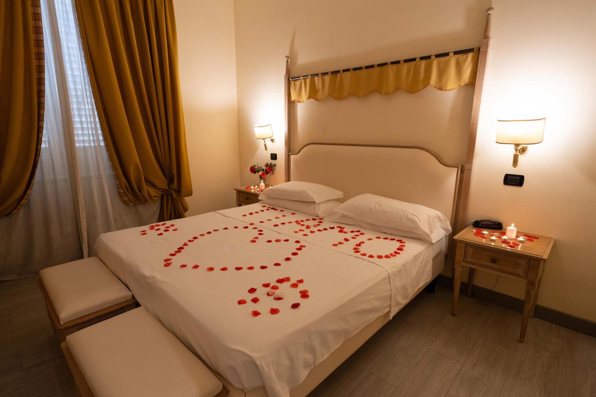 Hotel Manzoni Wellness&Spa مونتيكاتيني تيرمي المظهر الخارجي الصورة